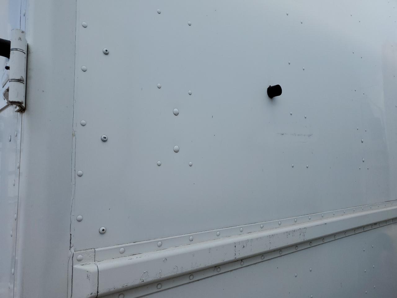 Freightliner Chassis M M Line Walk-in Van Image 10