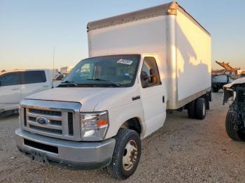  Salvage Ford E-450