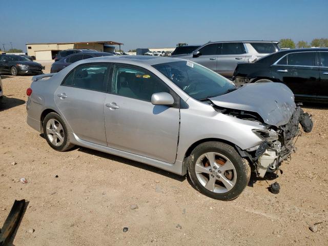 Toyota Corolla Base Image 6