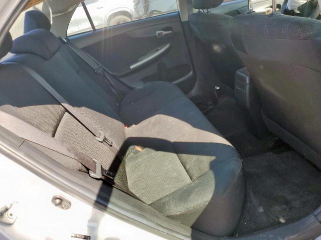 Toyota Corolla Base Image 8