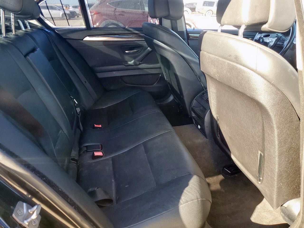 BMW 5 Series I Image 11