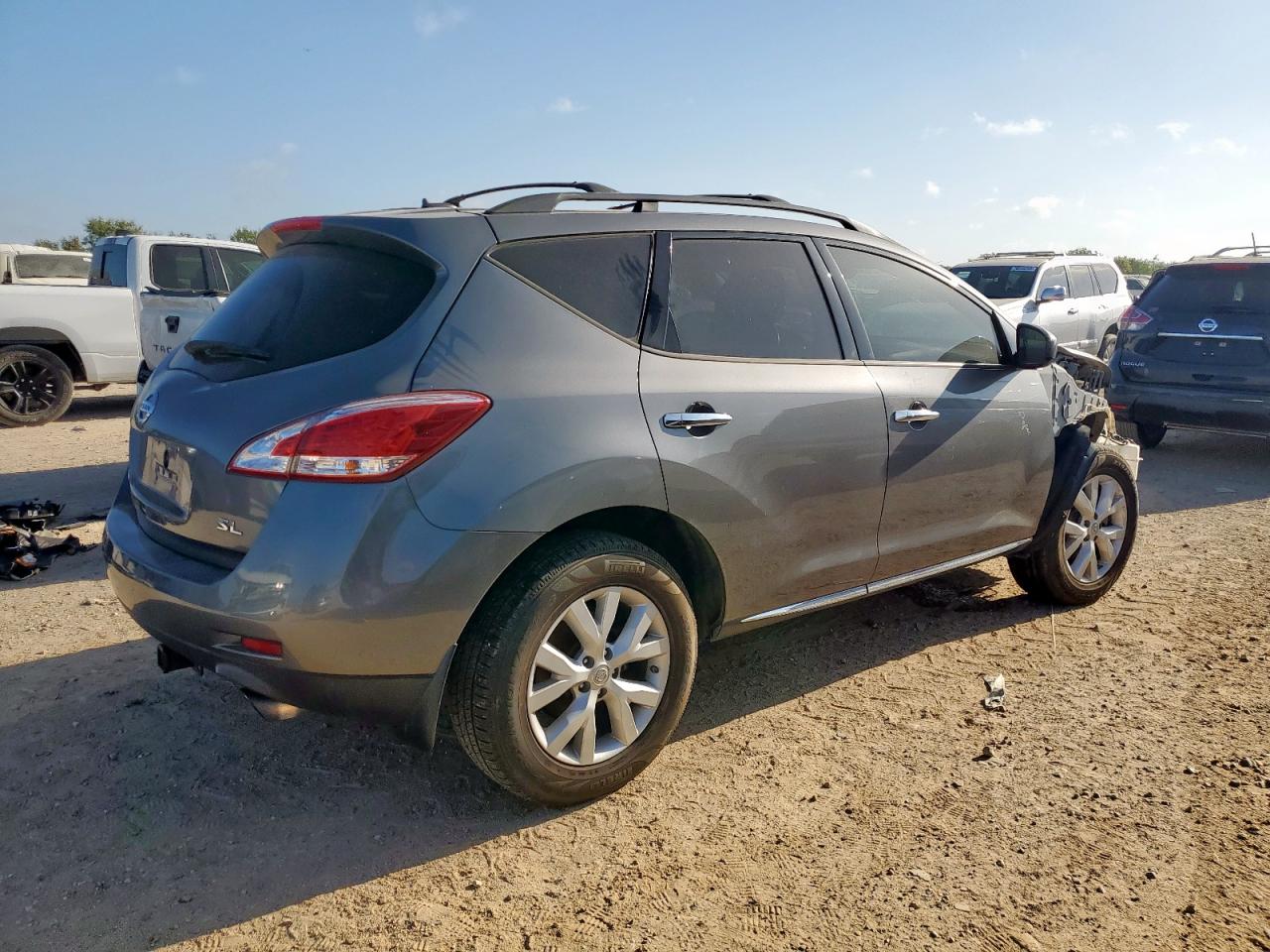 Nissan Murano S Image 4
