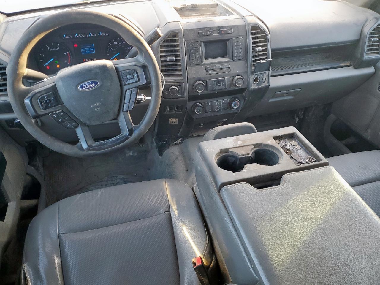 Ford F-250 Super Duty Image 10