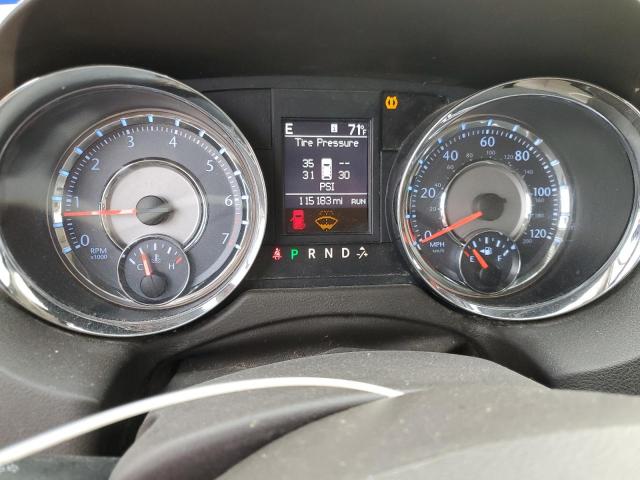 Chrysler Minivan Touring L Image 9