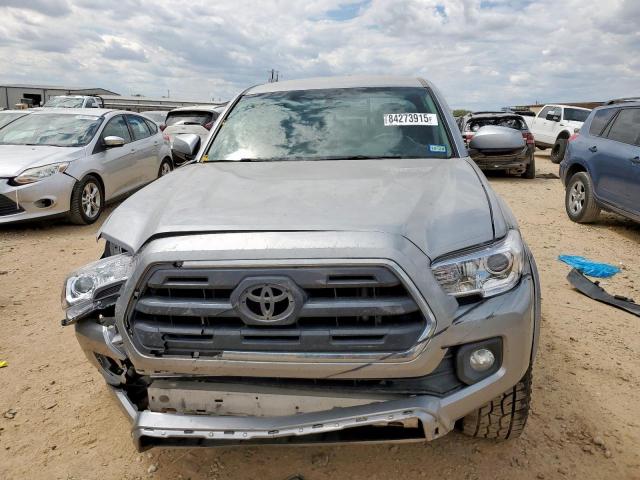 Toyota Tacoma Double Cab Image 5