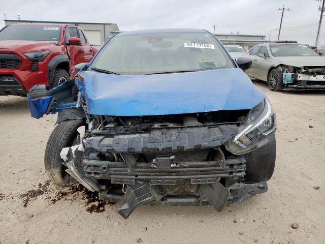 Nissan Versa S Image 4