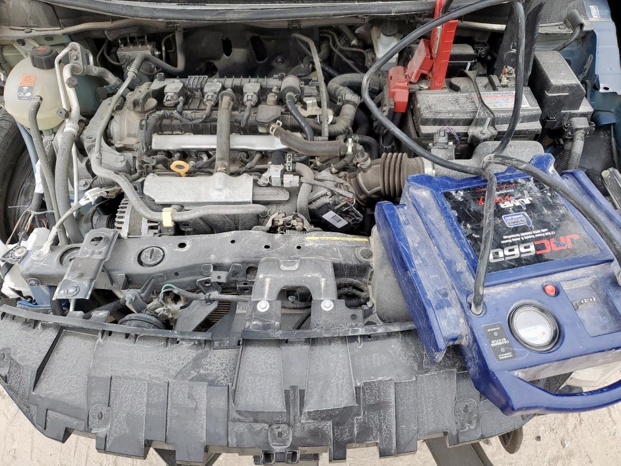 Nissan Versa S Image 9