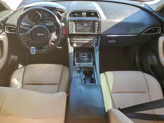 Jaguar F-PACE Premium Image 5