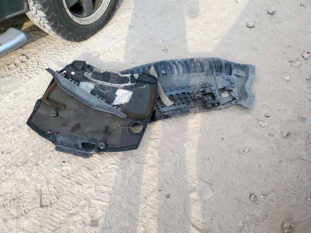 Mercedes-Benz E-Class 350 Bluetec Image 13