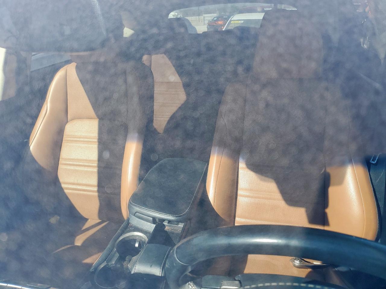 Lexus NX 300 Base Image 10