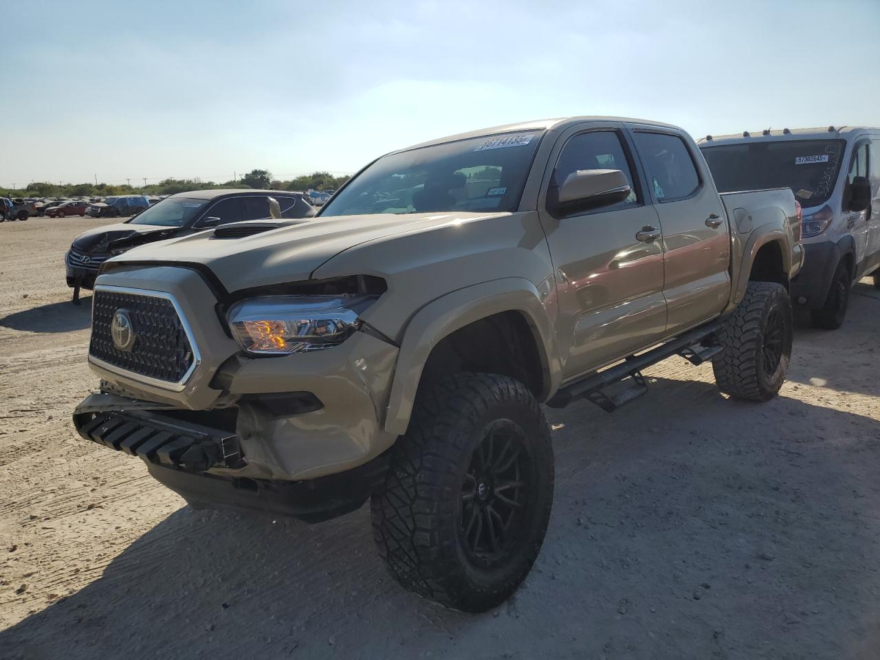 Toyota Tacoma Double Cab Image 1