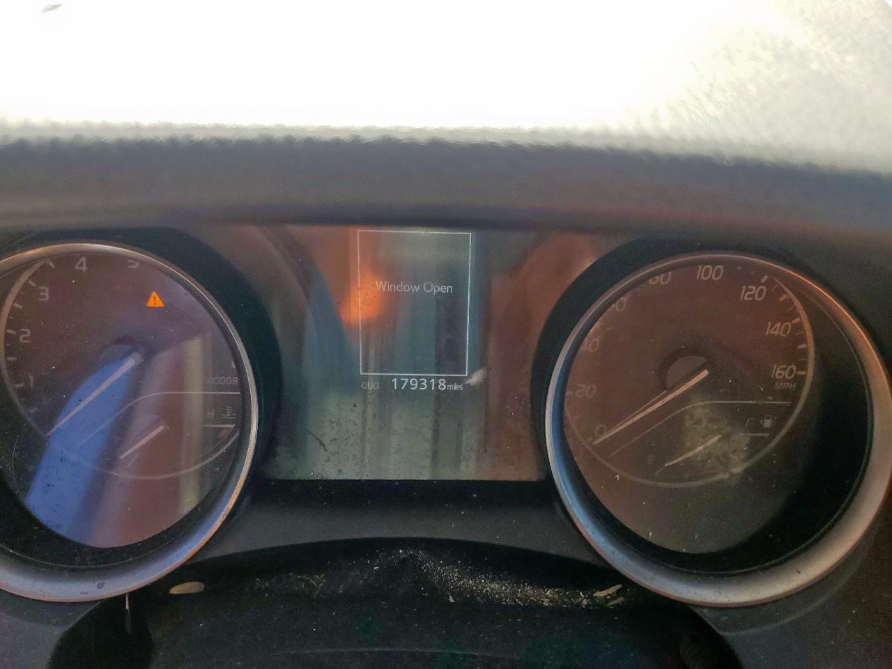 Toyota Camry Se Image 12