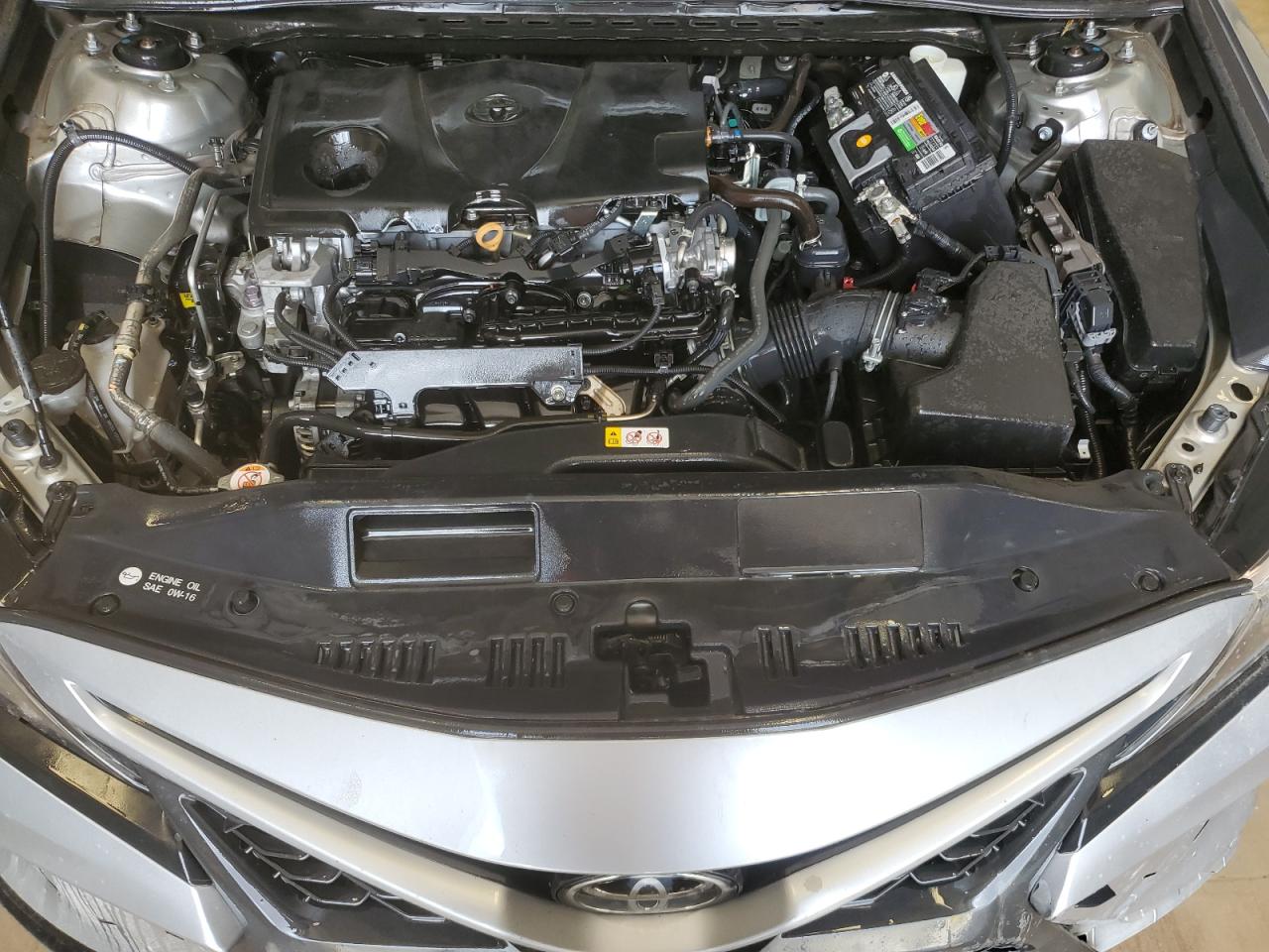 Toyota Camry Se Image 6