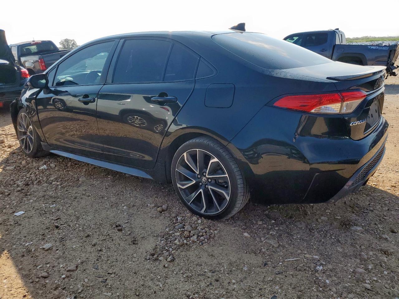 Toyota Corolla Se Image 3