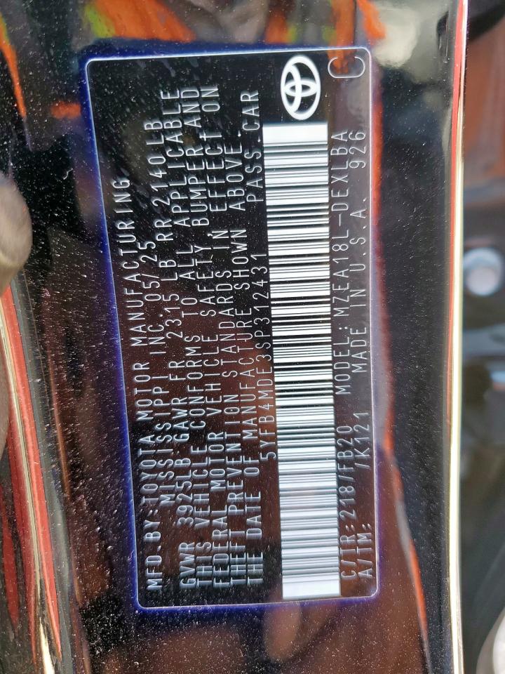 Toyota Corolla Le Image 9