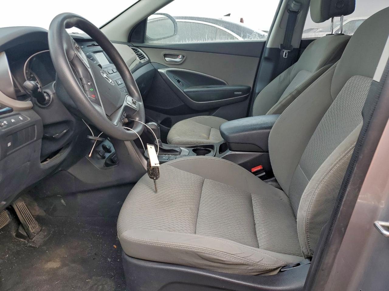 Hyundai SANTA FE Se Image 2