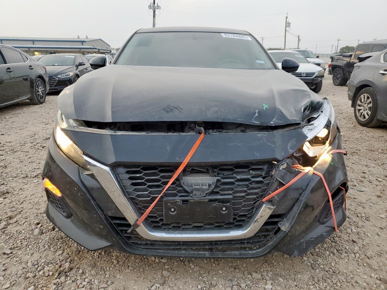 Nissan Altima S Image 12