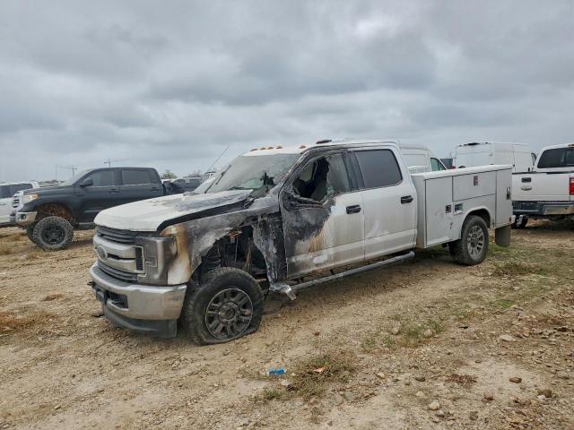  Salvage Ford F-350