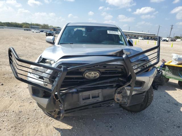 Toyota Tacoma Double Cab Image 9