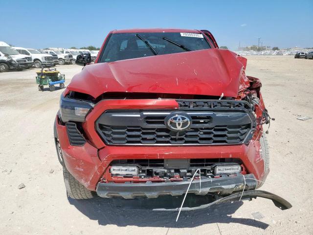 Toyota Tacoma Double Cab Image 3