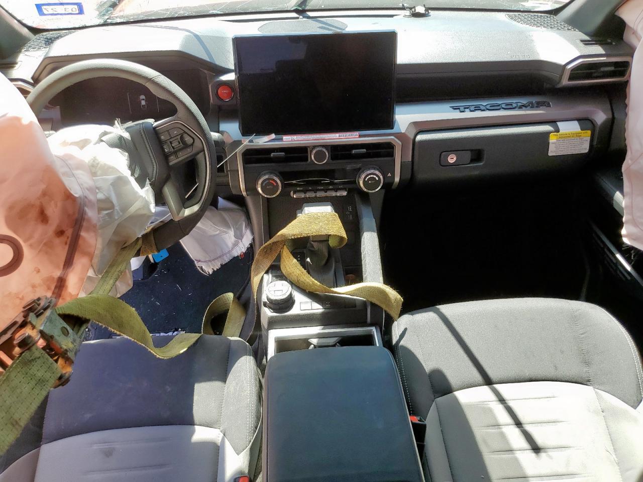 Toyota Tacoma Double Cab Image 5