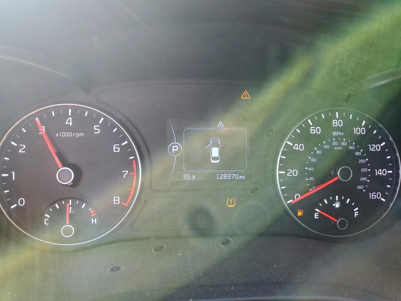 Kia Optima Lx Image 5