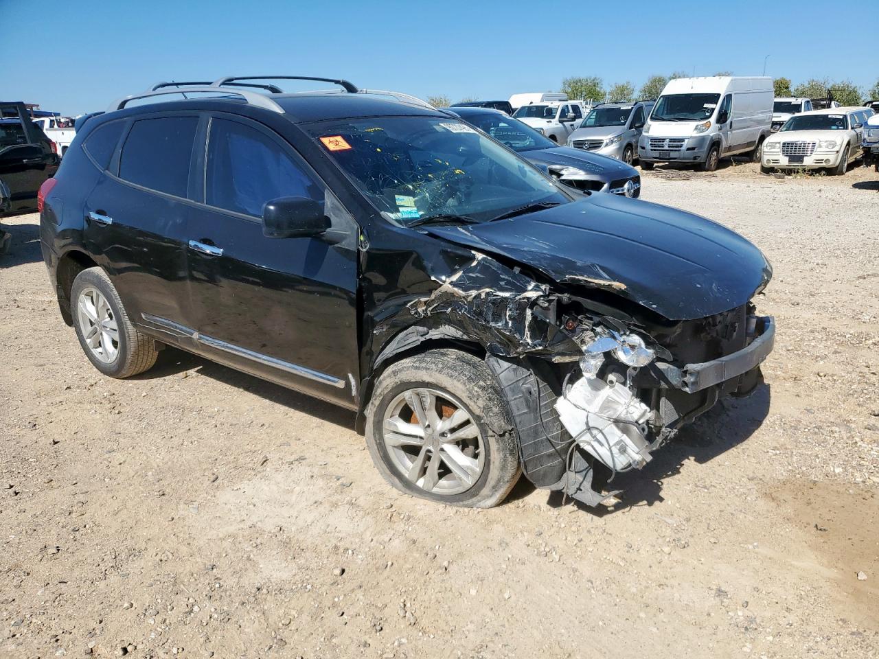 Nissan Rogue S Image 4