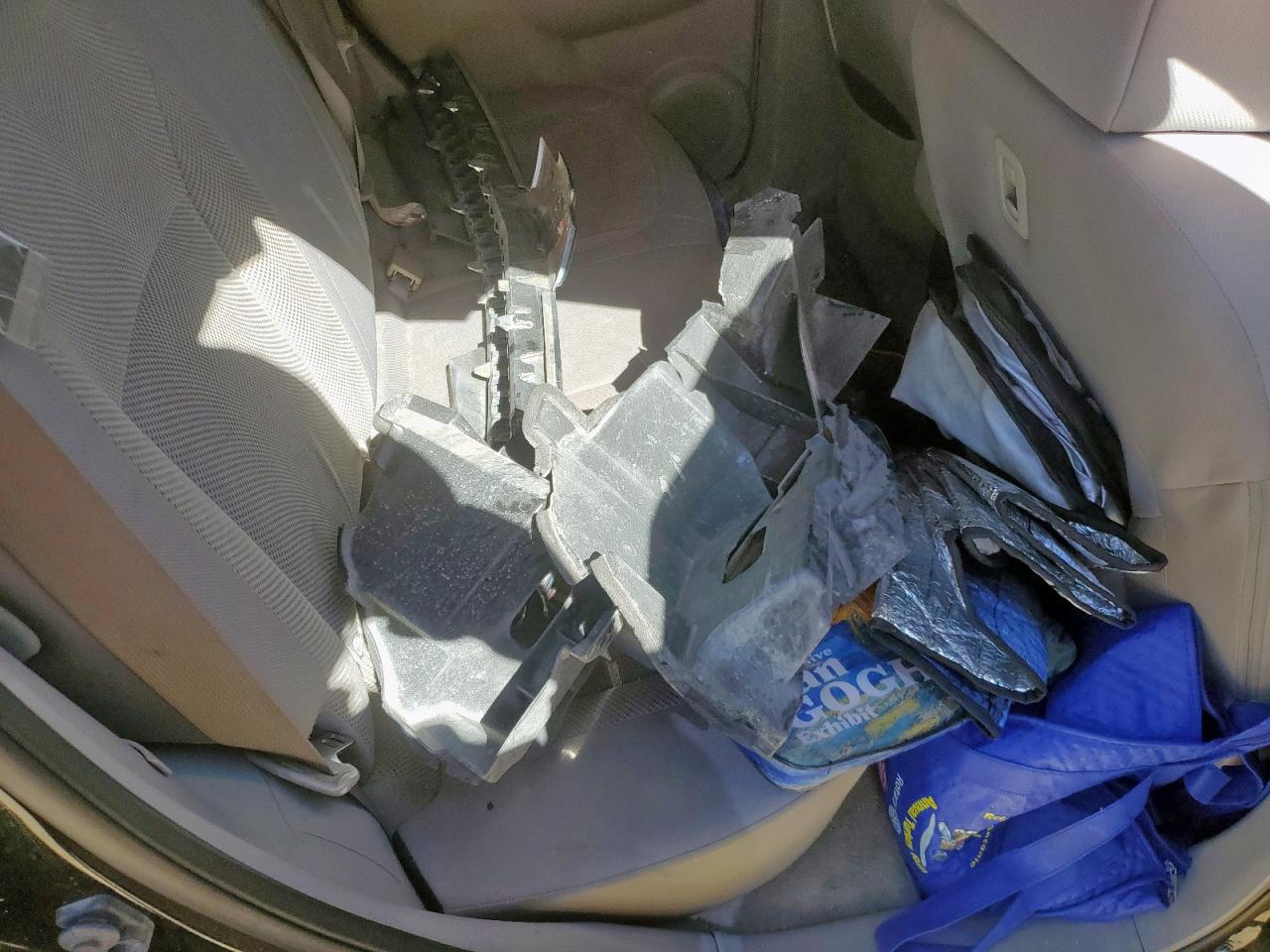 Nissan Rogue S Image 7