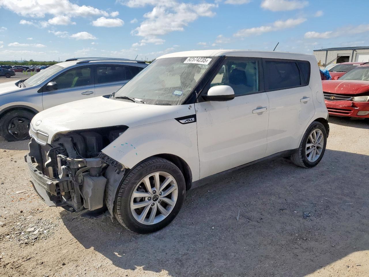 Kia Soul + Image 1