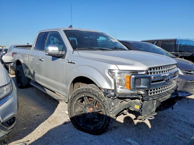 Ford F-150 Super Cab Image 12
