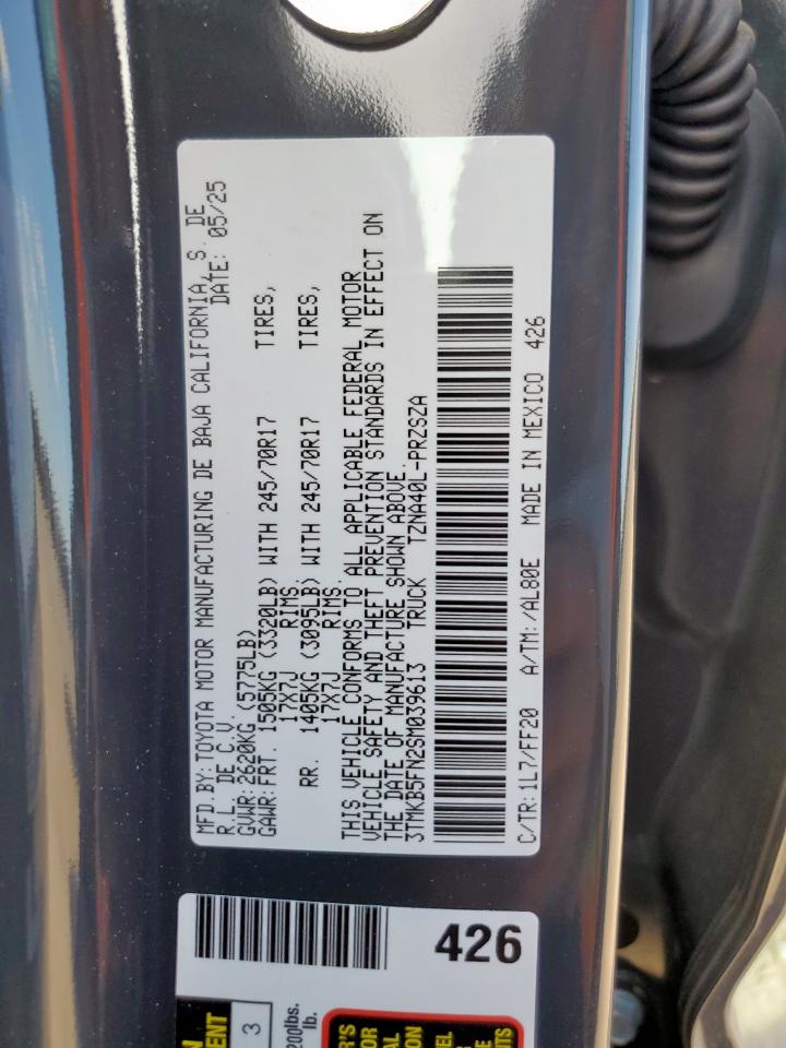 Toyota Tacoma Double Cab Image 8