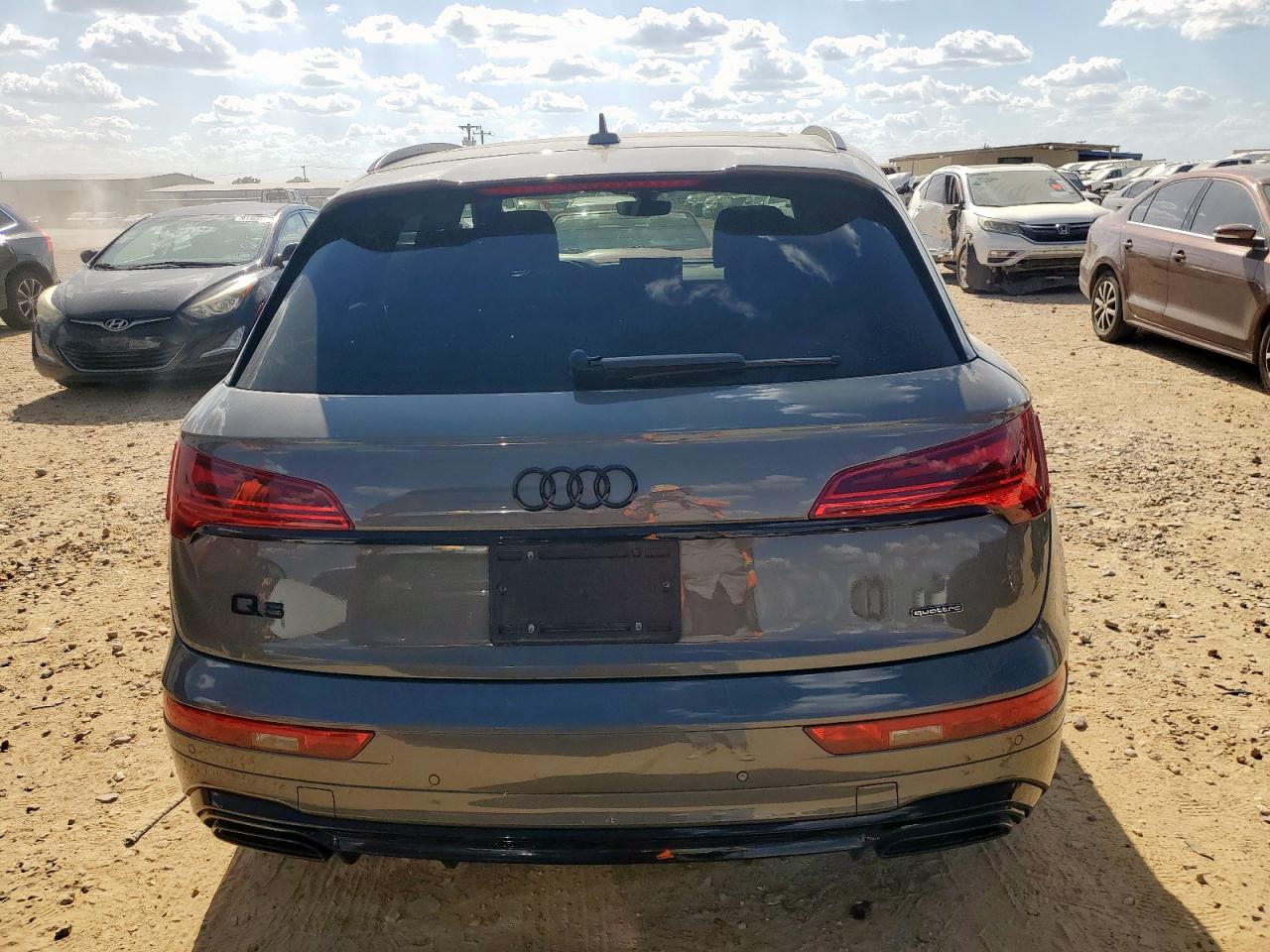 Audi Q5 Premium Plus 55 Image 14