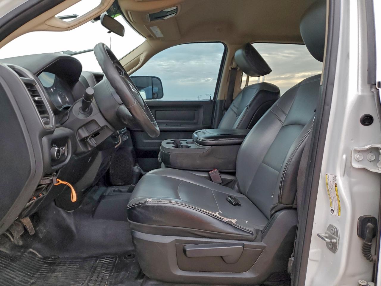 Ram 2500 Tradesman Image 12