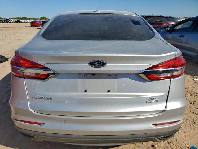 Ford Fusion Se Image 4