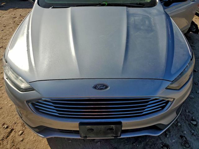 Ford Fusion Se Image 9
