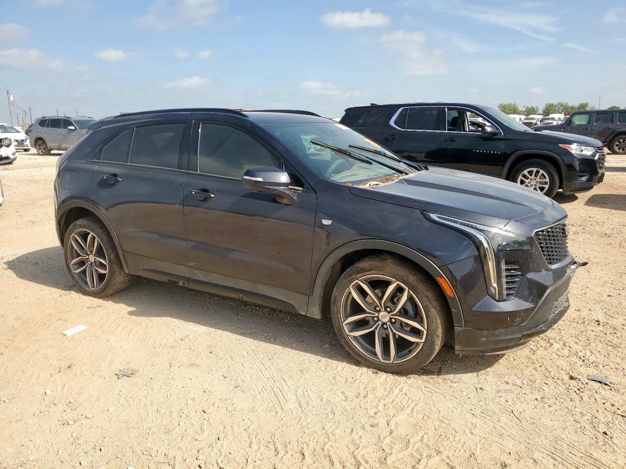 Cadillac XT4 Sport Image 2