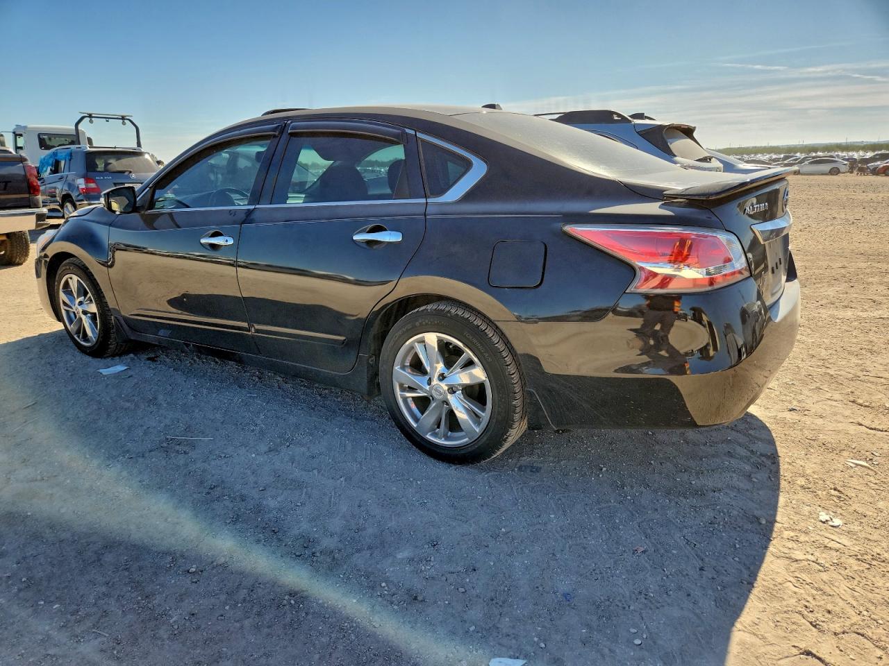 Nissan Altima 2.5 Image 2