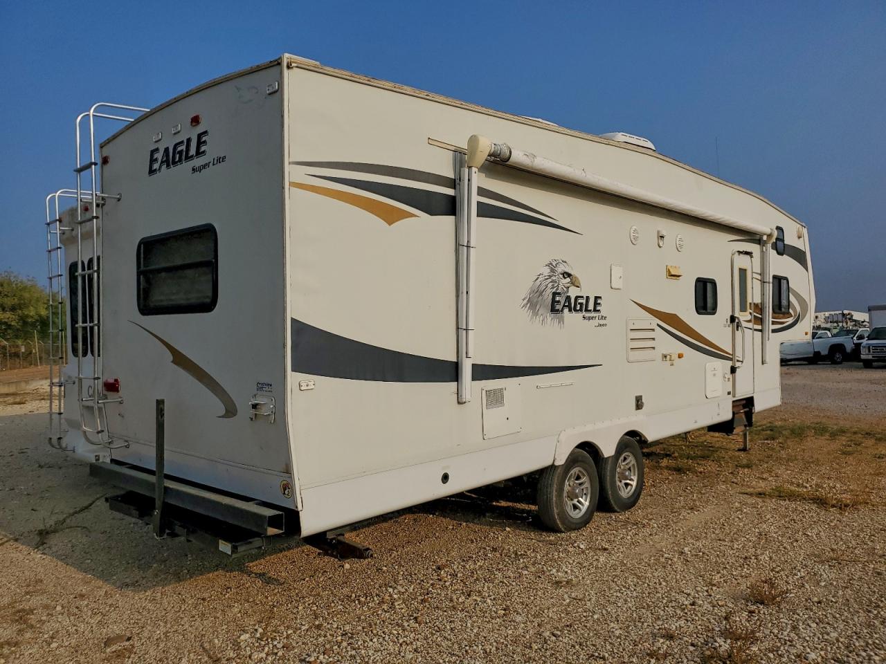 Eagle Utility Tr Image 4