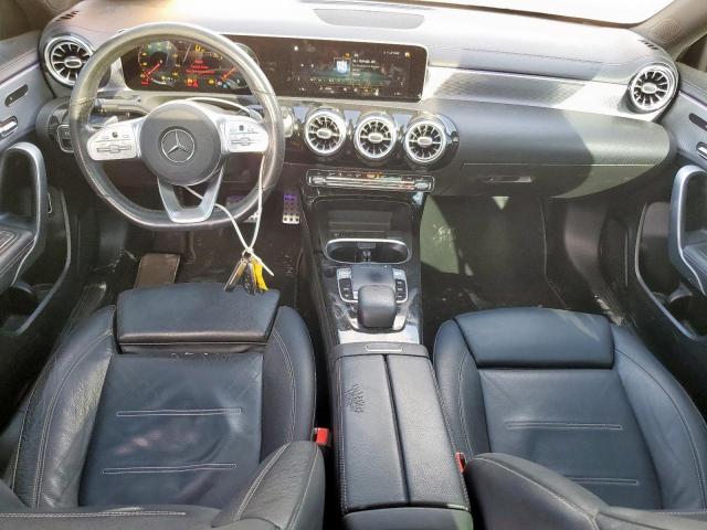 Mercedes-Benz A-Class 220 Image 10