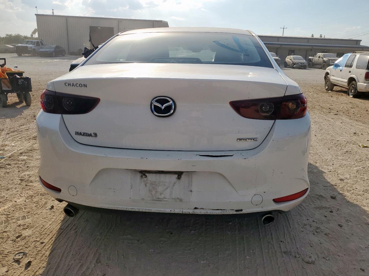 Mazda 3 Select Image 9