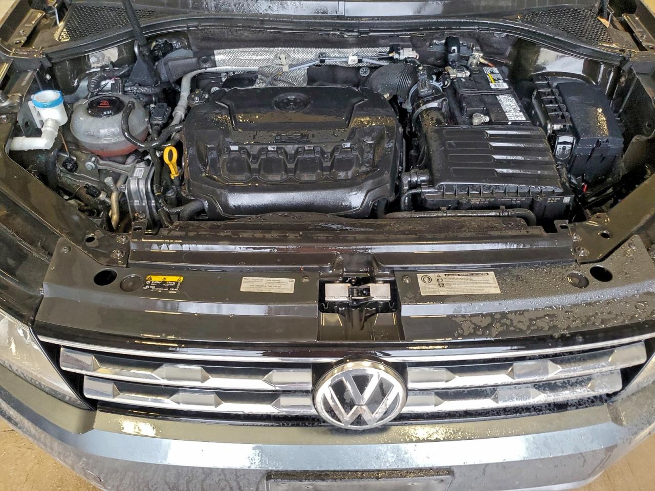 Volkswagen Tiguan Se Image 8
