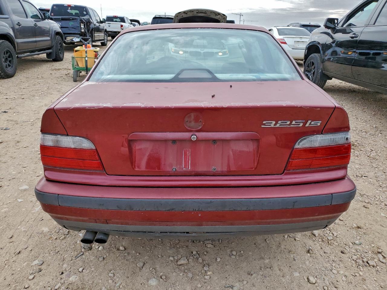 BMW 3 Series Is Image 4