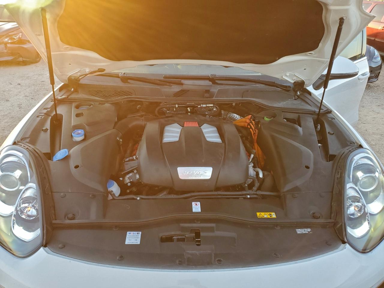 Porsche Cayenne Se Hybrid Image 7