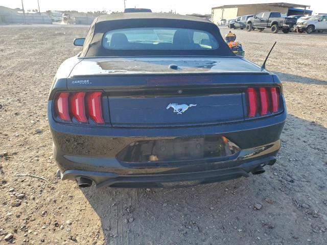 Ford Mustang Image 4