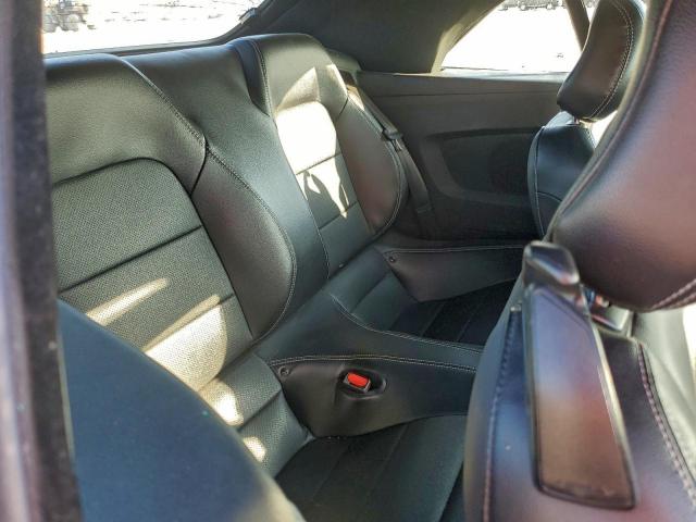 Ford Mustang Image 10