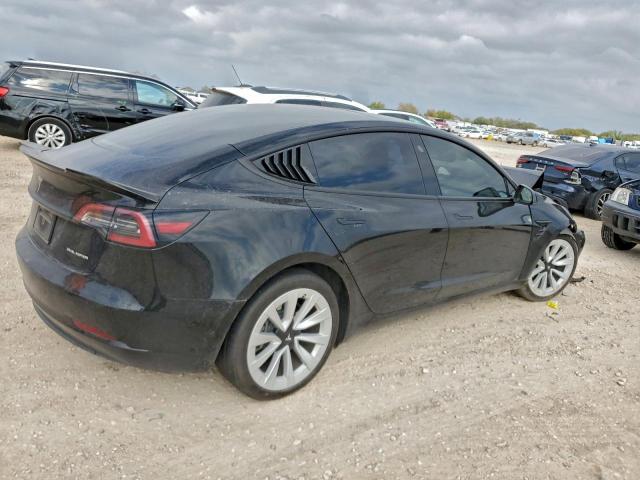 Tesla Model 3 Image 11