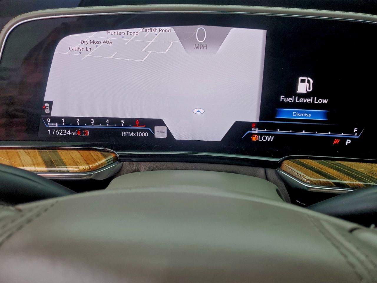 Cadillac Escalade Esv Sport Platinum Image 5