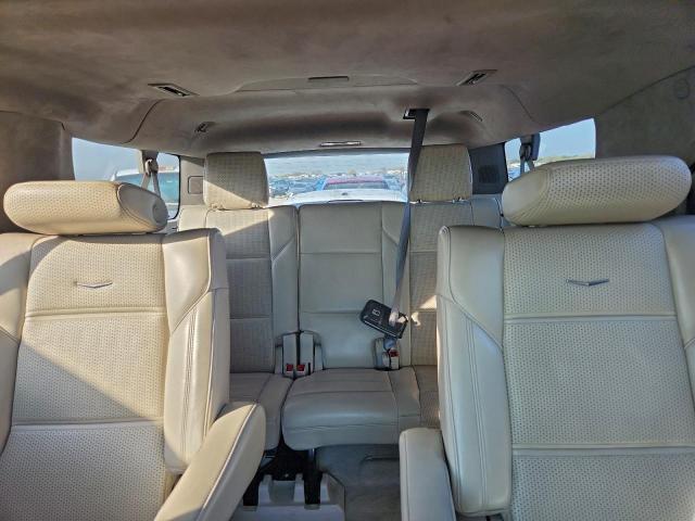 Cadillac Escalade Esv Sport Platinum Image 11