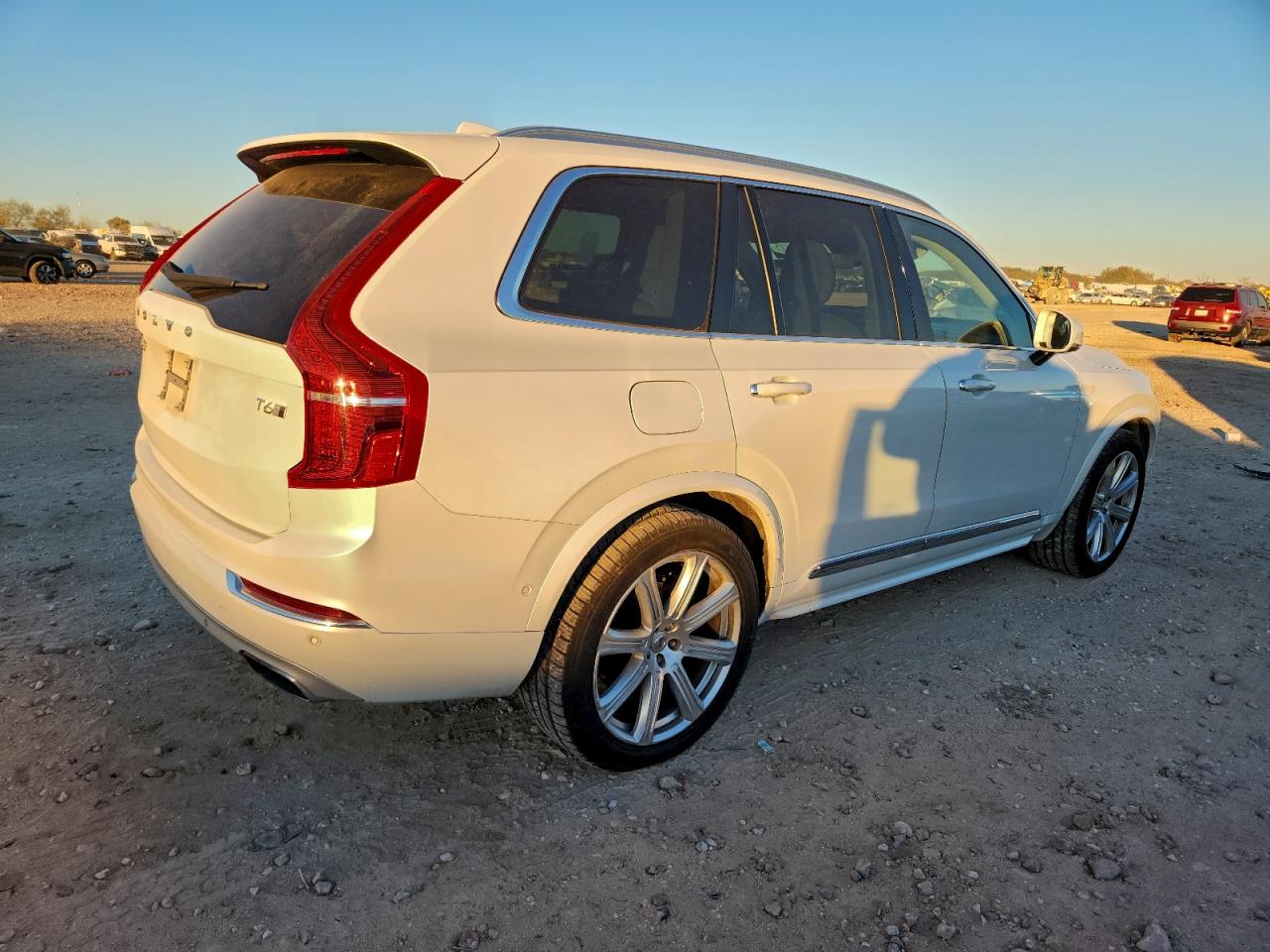 Volvo XC90 T6 Image 10
