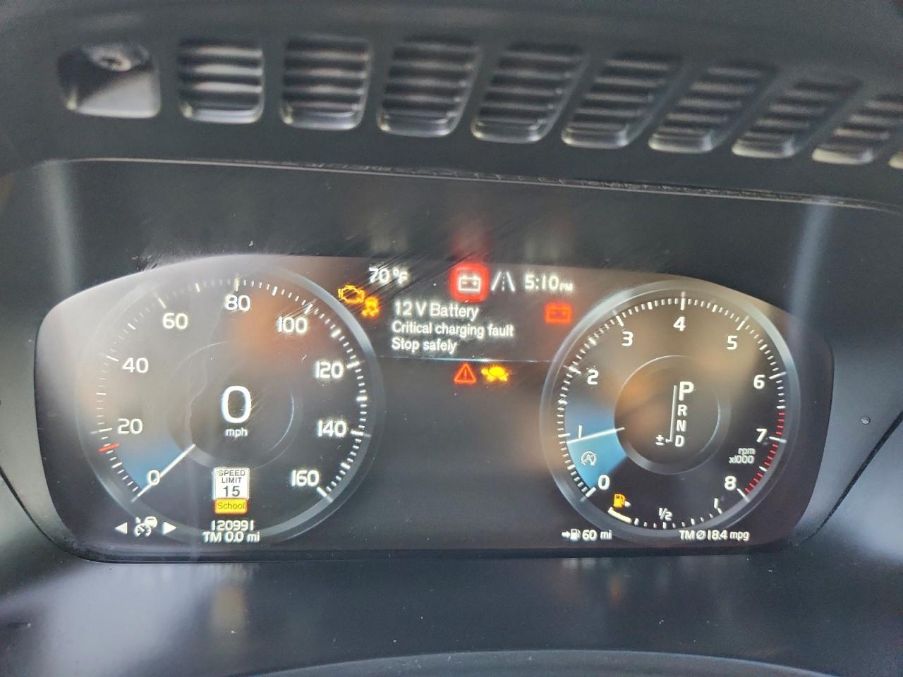 Volvo XC90 T6 Image 9